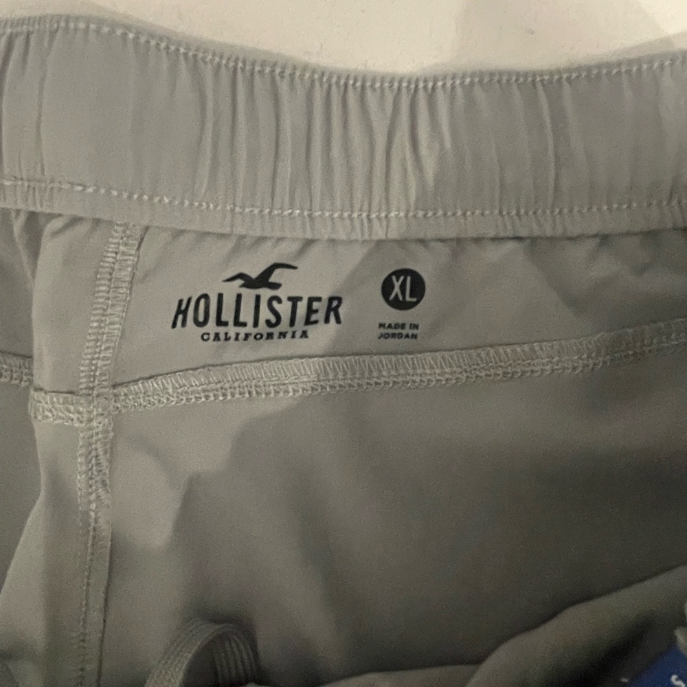 XL Hollister epic flex 5” hybrid shorts